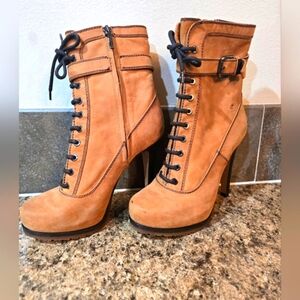 Grey Mer Lace-Up Leather Heeled Boots